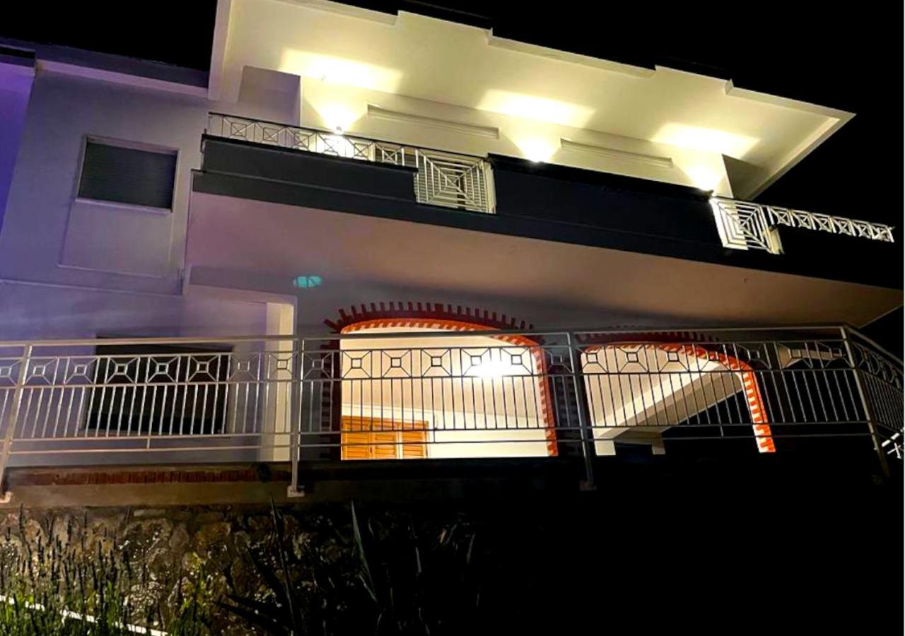 Gli Occhi Del Mare Holiday home *